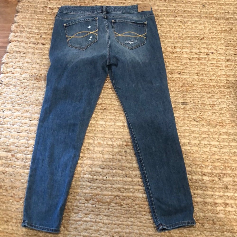 Jeans - Picture 3 of 4